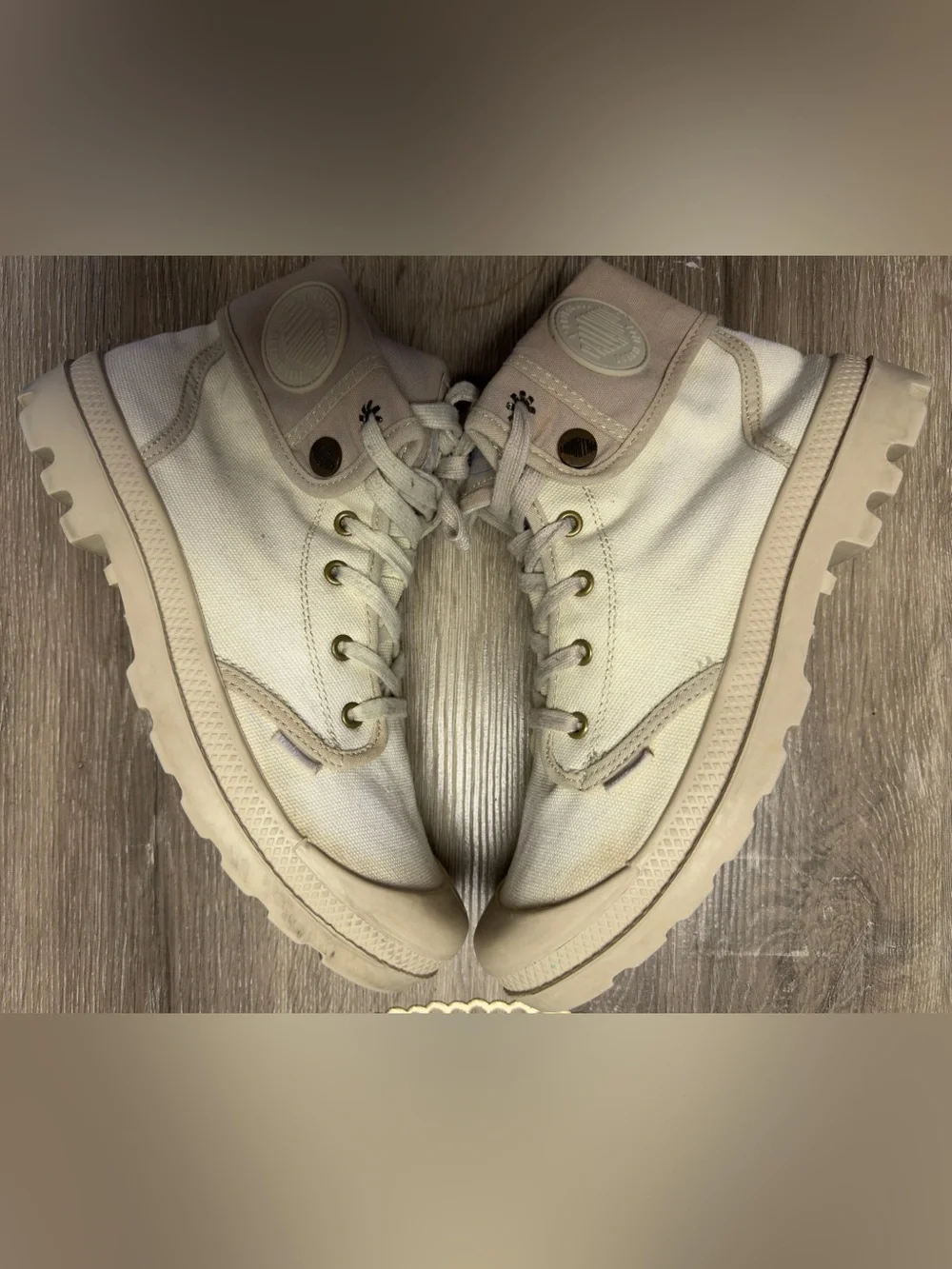 Palladium Unisex Baggy Canvas Boots Off White Off-White Men's 9 Women's 10.5